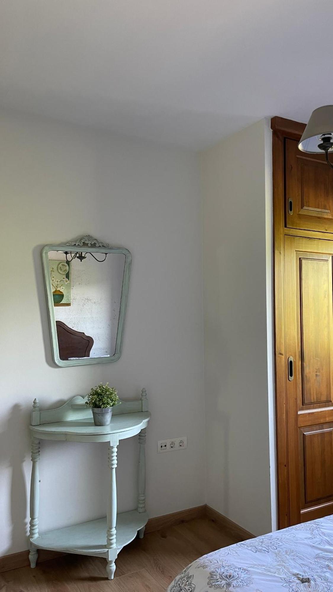 Apartamentos El Picoretu Mestas De Con Buitenkant foto