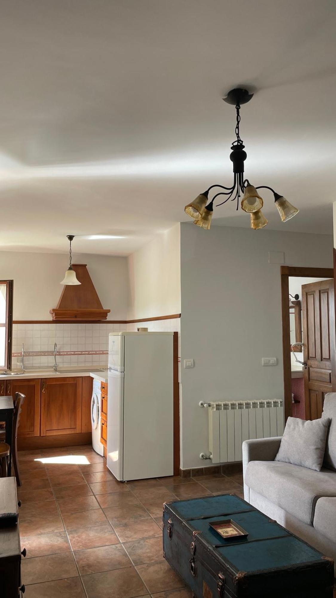 Apartamentos El Picoretu Mestas De Con Buitenkant foto