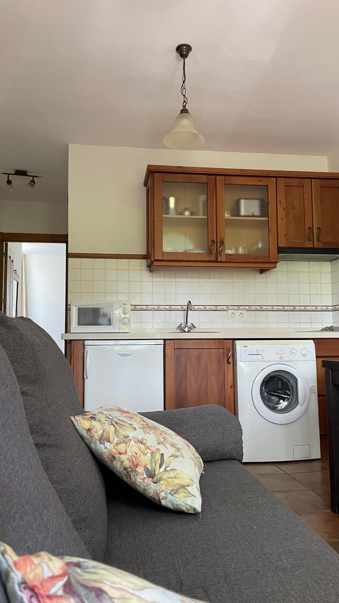 Apartamentos El Picoretu Mestas De Con Buitenkant foto