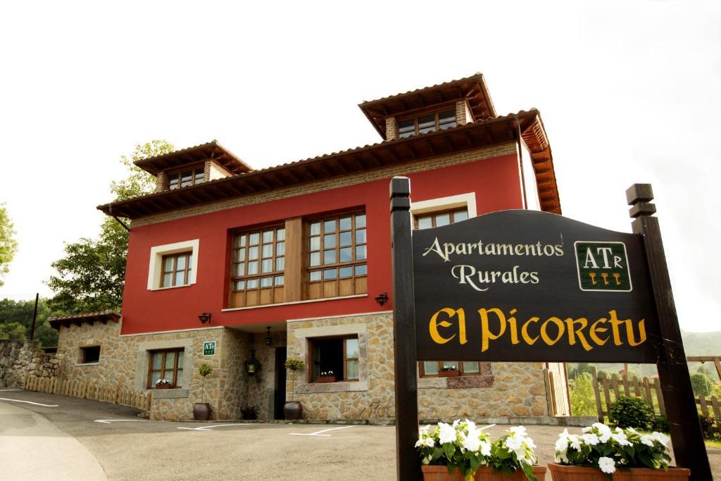 Apartamentos El Picoretu Mestas De Con Kamer foto